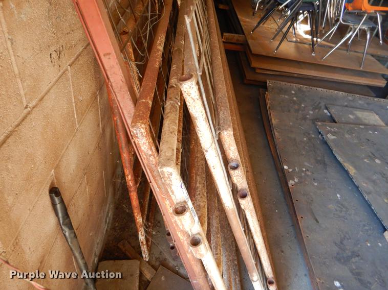 image for item EI9197 Livestock equipment