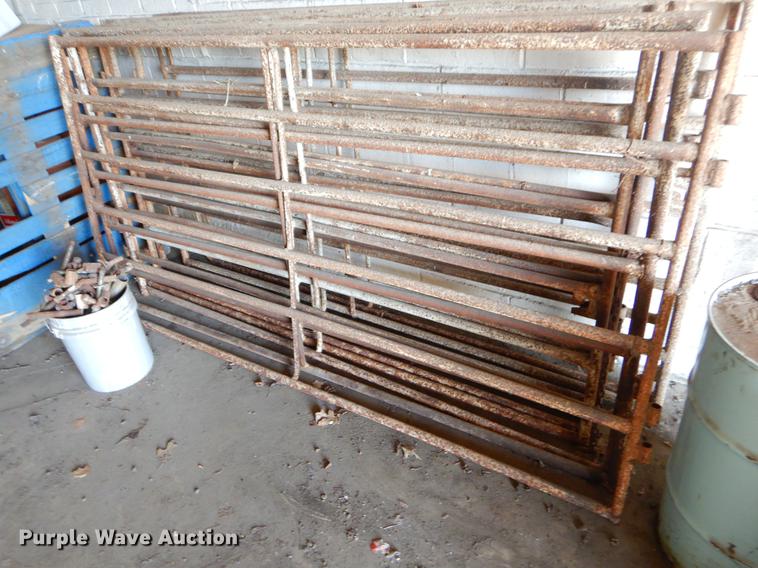 image for item EI9197 Livestock equipment