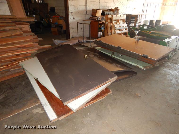 image for item EI9198 Approximately 10 doors