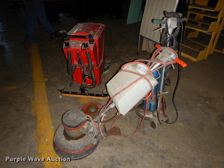 image for item EI9200 Sweepers and buffers