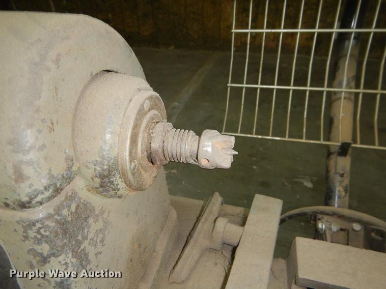 image for item EI9201 Rockwell lathe