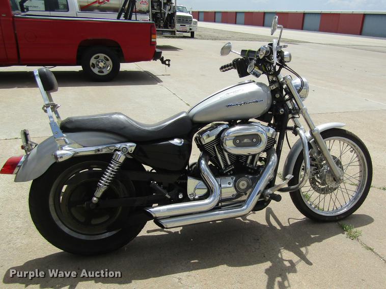 image for item EI9321 2004 Harley Davidson XL 1200 Custom motorcycle