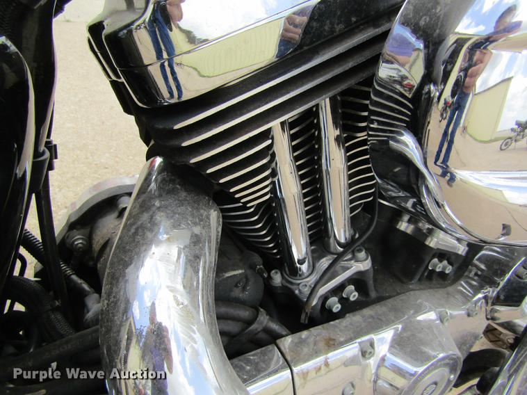 image for item EI9321 2004 Harley Davidson XL 1200 Custom motorcycle