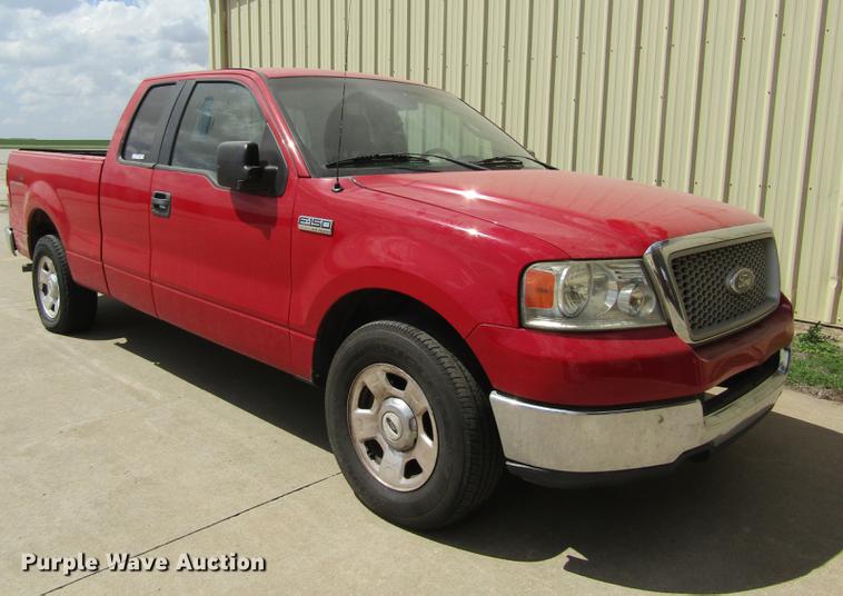 image for item EI9329 2004 Ford F150 SuperCab pickup truck