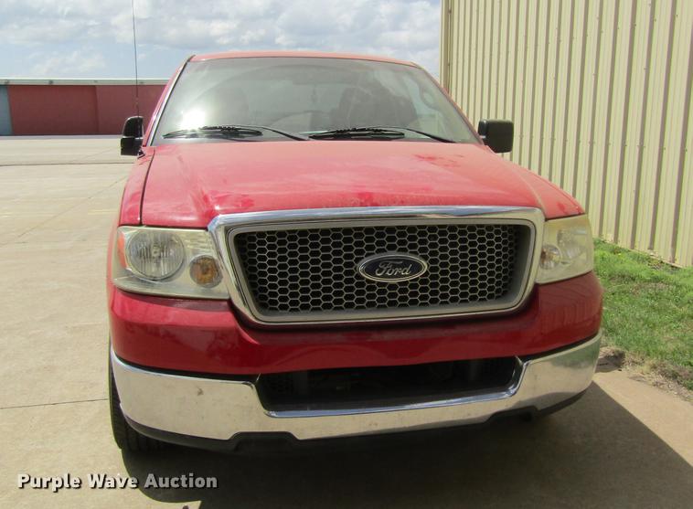 image for item EI9329 2004 Ford F150 SuperCab pickup truck