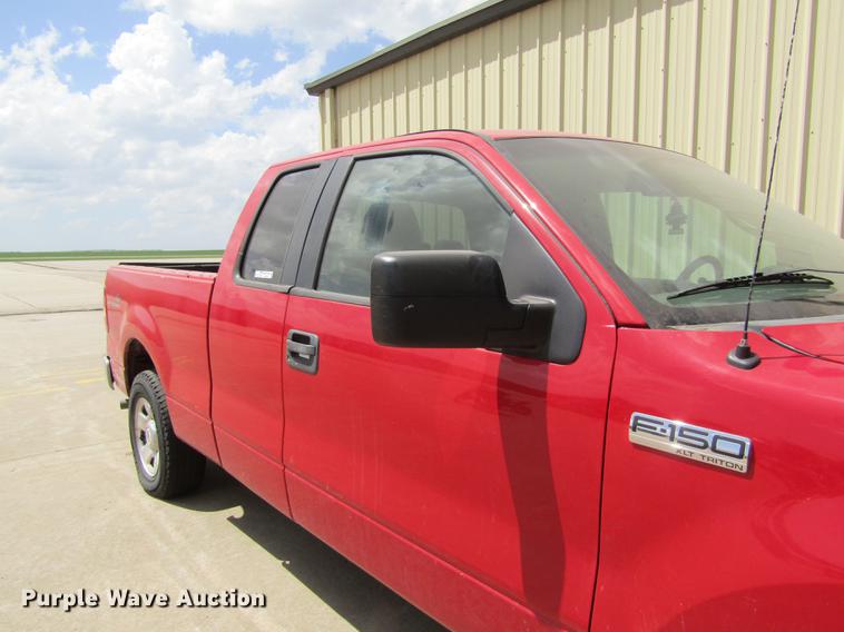 image for item EI9329 2004 Ford F150 SuperCab pickup truck