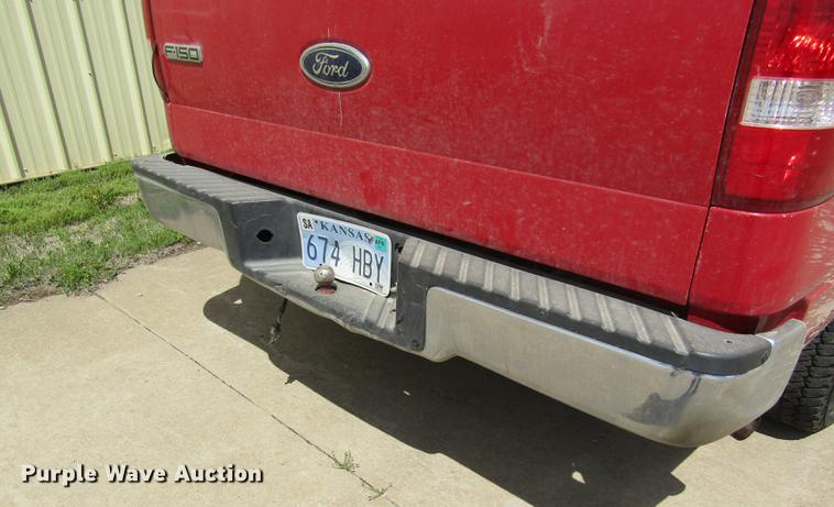 image for item EI9329 2004 Ford F150 SuperCab pickup truck