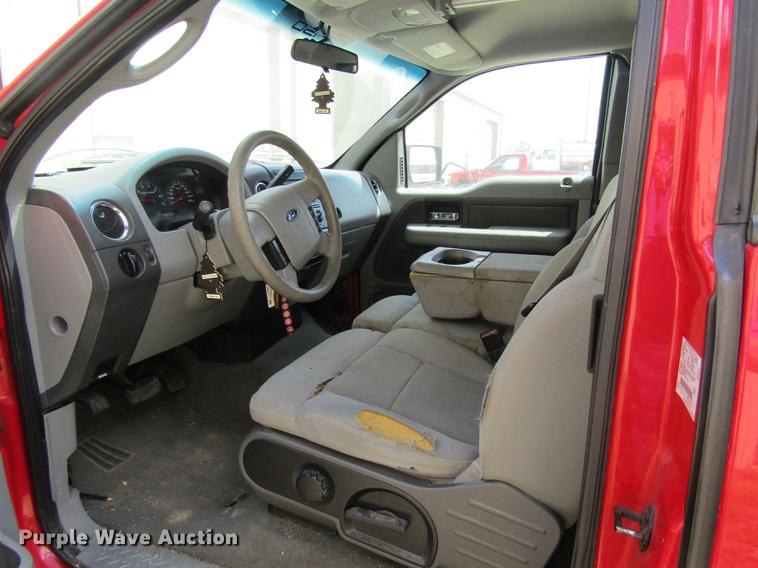 image for item EI9329 2004 Ford F150 SuperCab pickup truck