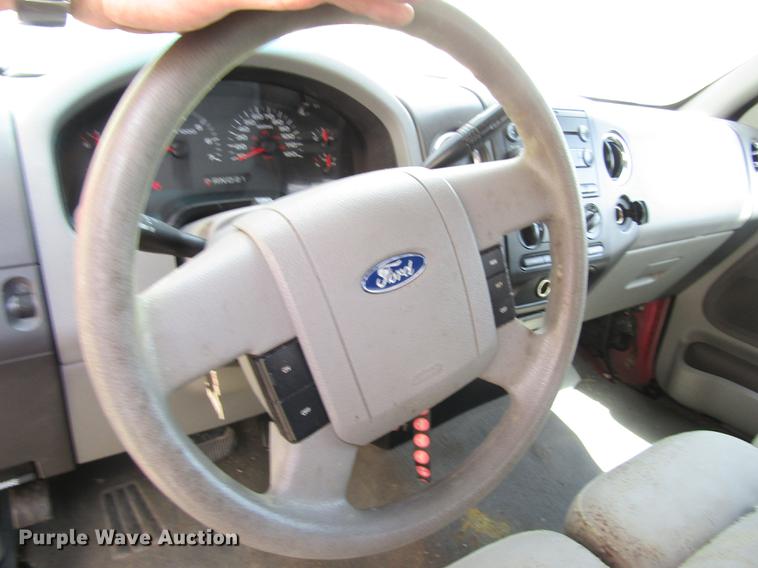 image for item EI9329 2004 Ford F150 SuperCab pickup truck