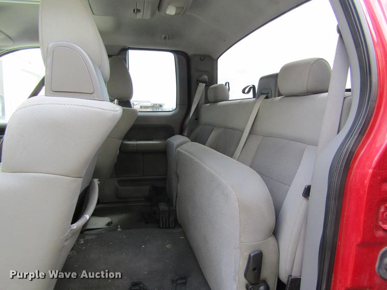 image for item EI9329 2004 Ford F150 SuperCab pickup truck