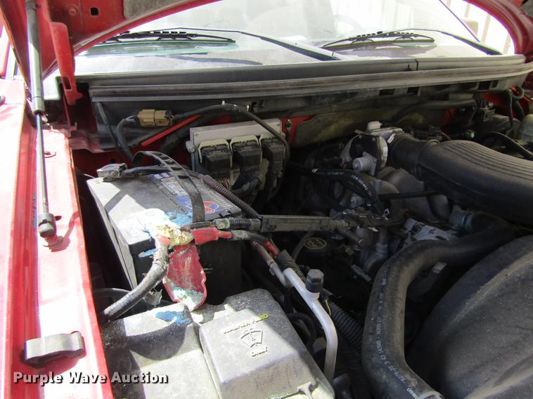 image for item EI9329 2004 Ford F150 SuperCab pickup truck