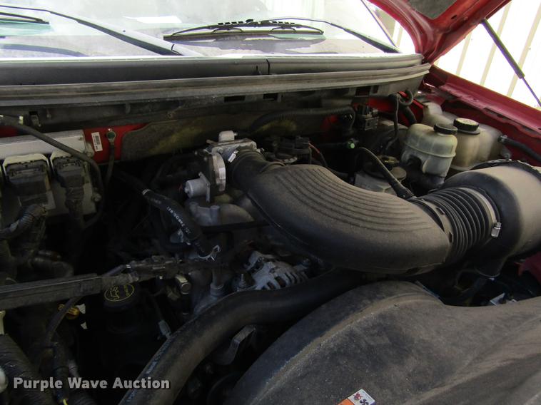 image for item EI9329 2004 Ford F150 SuperCab pickup truck