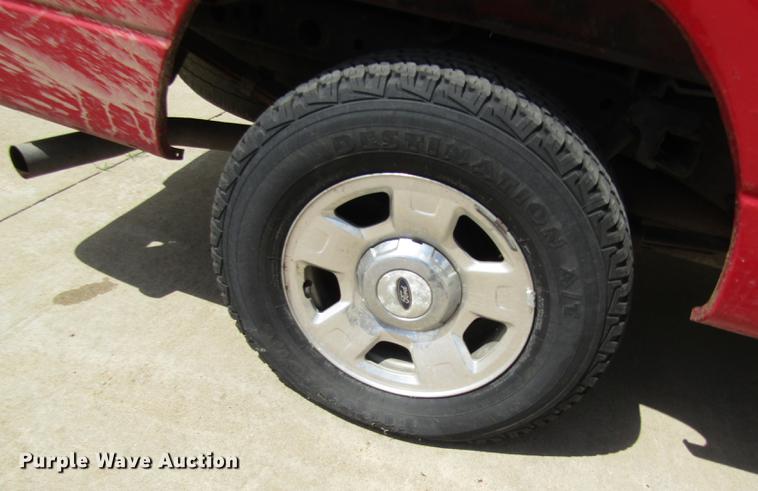 image for item EI9329 2004 Ford F150 SuperCab pickup truck