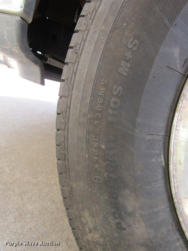 image for item EI9329 2004 Ford F150 SuperCab pickup truck