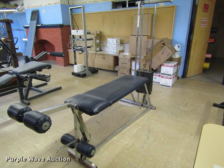 image for item EI9366 Leg press