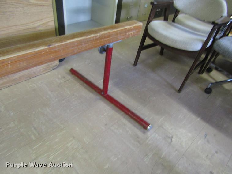 image for item EI9369 Balance beam