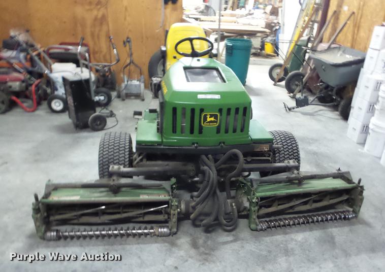 image for item EI9764 John Deere 2653A lawn mower
