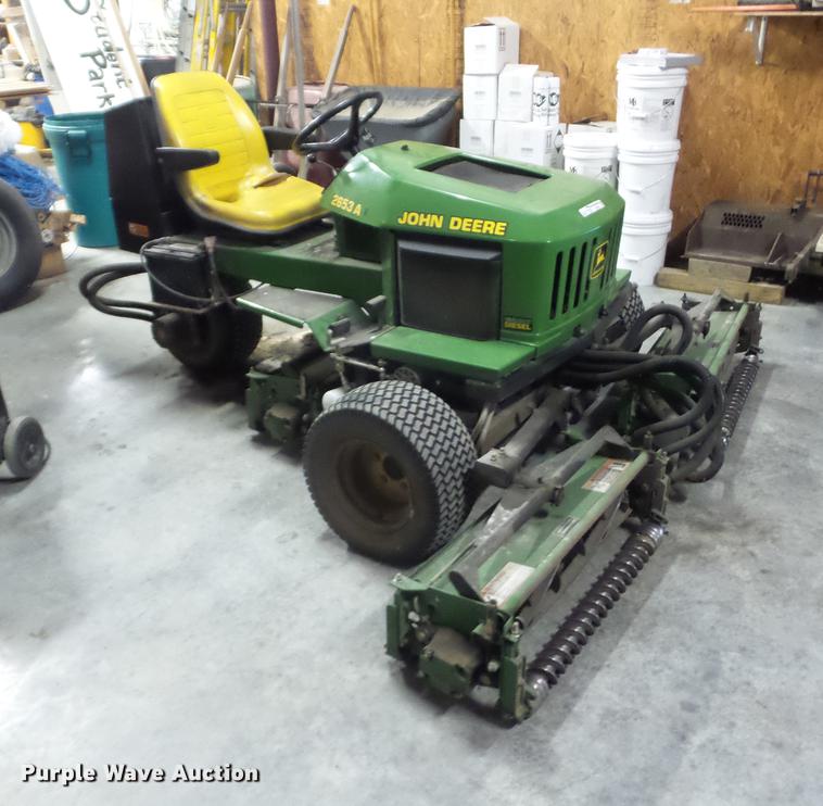 image for item EI9764 John Deere 2653A lawn mower