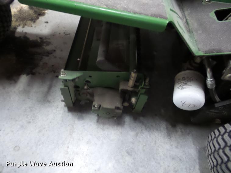 image for item EI9764 John Deere 2653A lawn mower