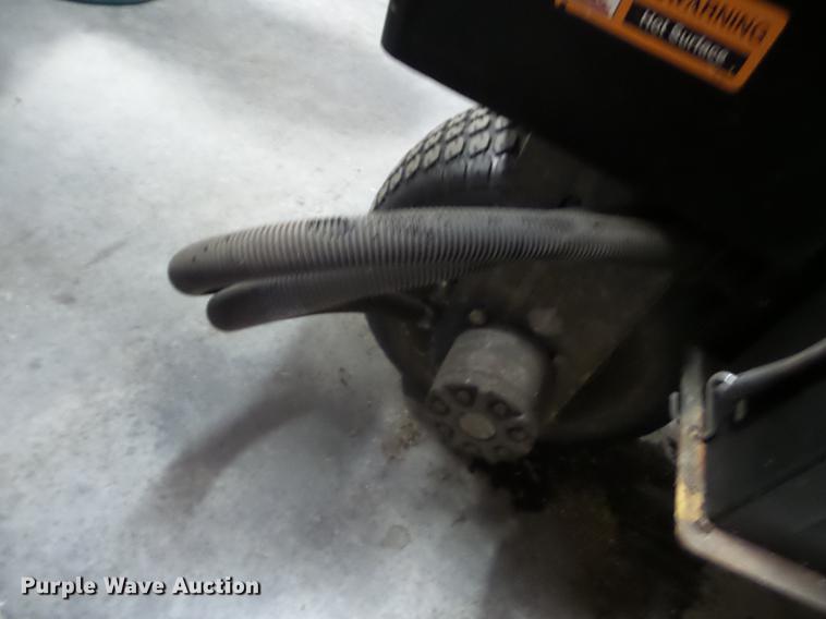 image for item EI9764 John Deere 2653A lawn mower