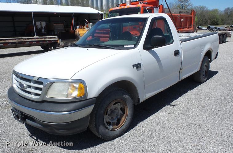 image for item EI9803 1999 Ford F150 pickup truck