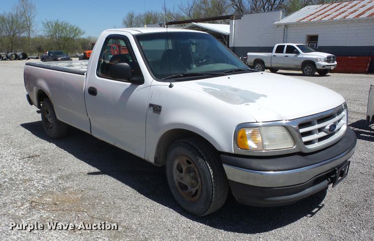 image for item EI9803 1999 Ford F150 pickup truck