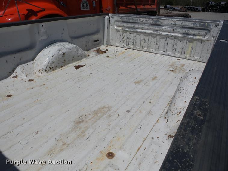 image for item EI9803 1999 Ford F150 pickup truck