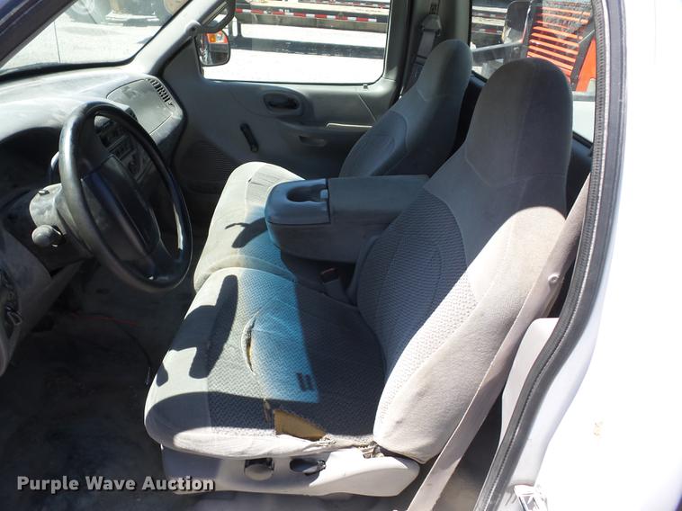 image for item EI9803 1999 Ford F150 pickup truck