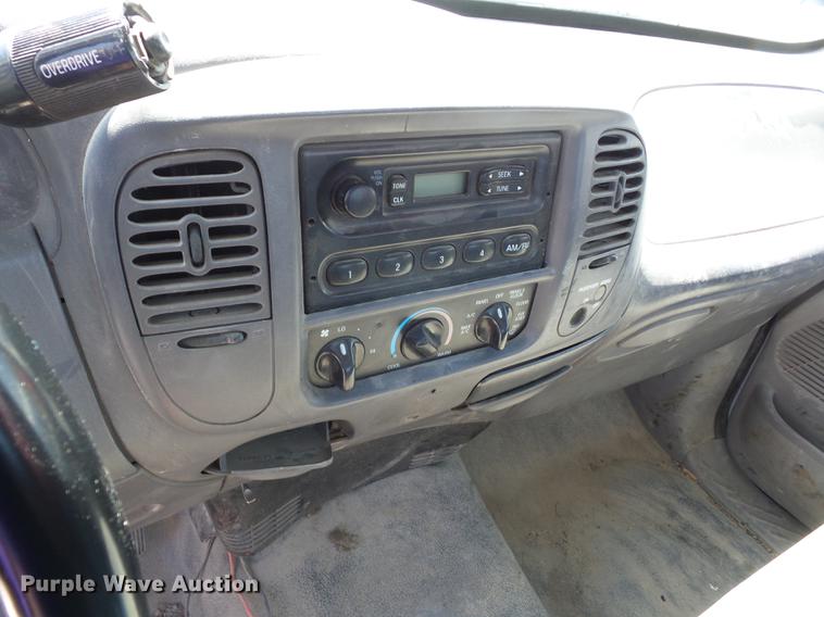 image for item EI9803 1999 Ford F150 pickup truck