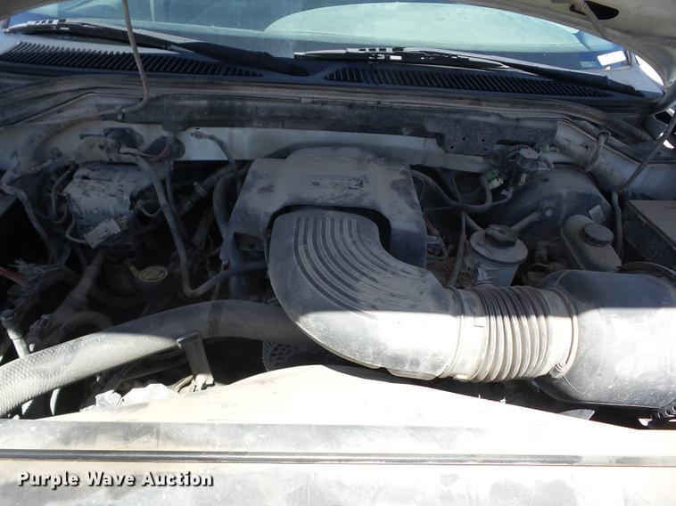 image for item EI9803 1999 Ford F150 pickup truck