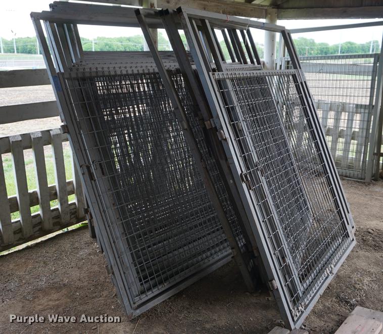 image for item EJ9478 (48) Brewers Country Corral goat pens