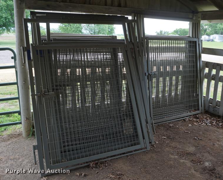 image for item EJ9478 (48) Brewers Country Corral goat pens