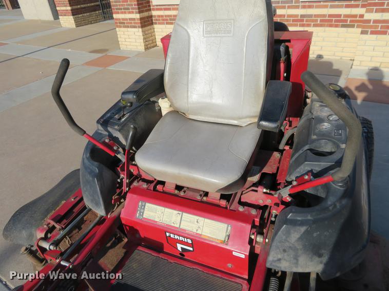 image for item EJ9544 Ferris IS5000 lawn mower