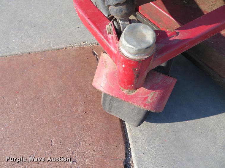 image for item EJ9544 Ferris IS5000 lawn mower