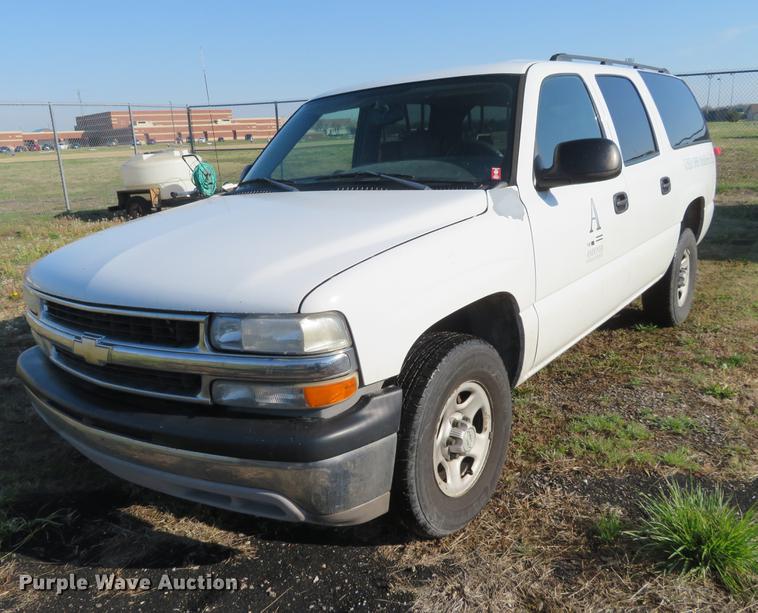 image for item EJ9551 2006 Chevrolet Suburban 1500 SUV