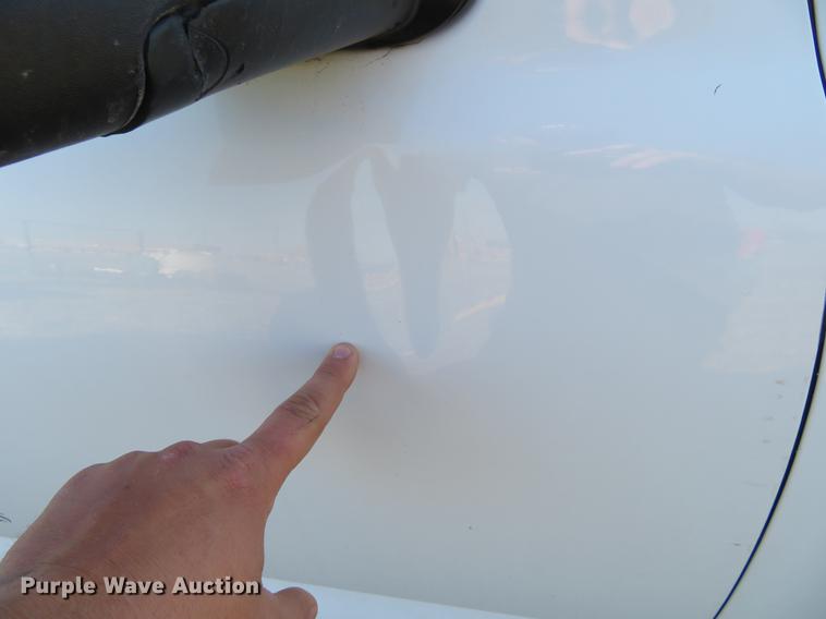 image for item EJ9551 2006 Chevrolet Suburban 1500 SUV