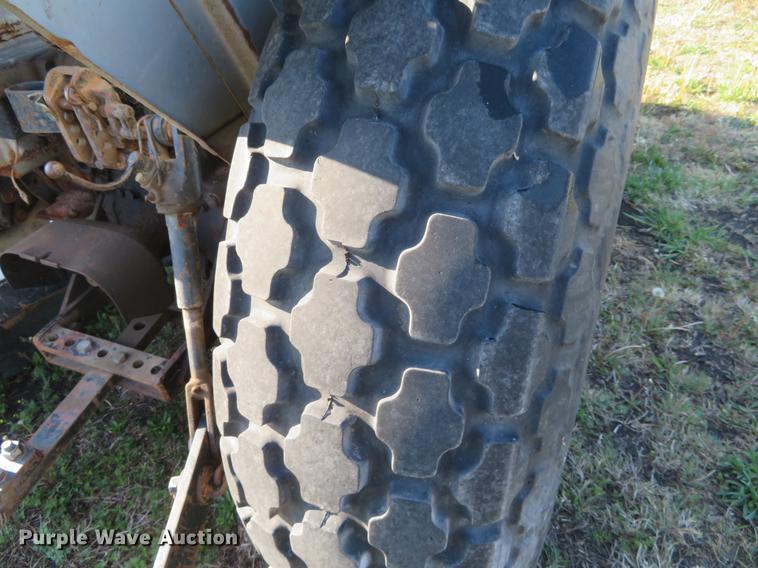 image for item EJ9553 White 2-50 Field Boss tractor