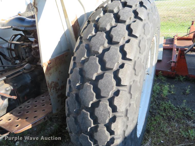 image for item EJ9553 White 2-50 Field Boss tractor