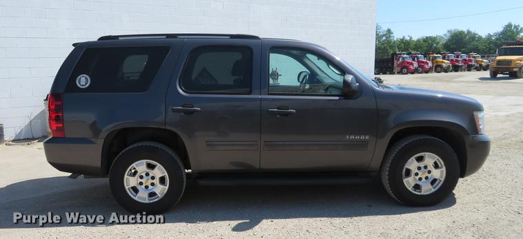 image for item EJ9598 2010 Chevrolet Tahoe SUV
