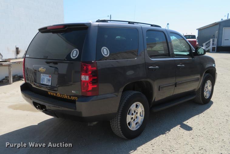 image for item EJ9598 2010 Chevrolet Tahoe SUV