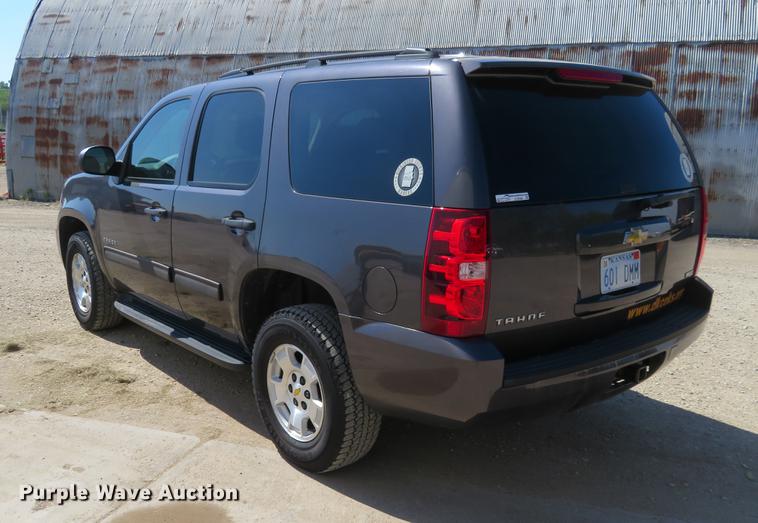 image for item EJ9598 2010 Chevrolet Tahoe SUV