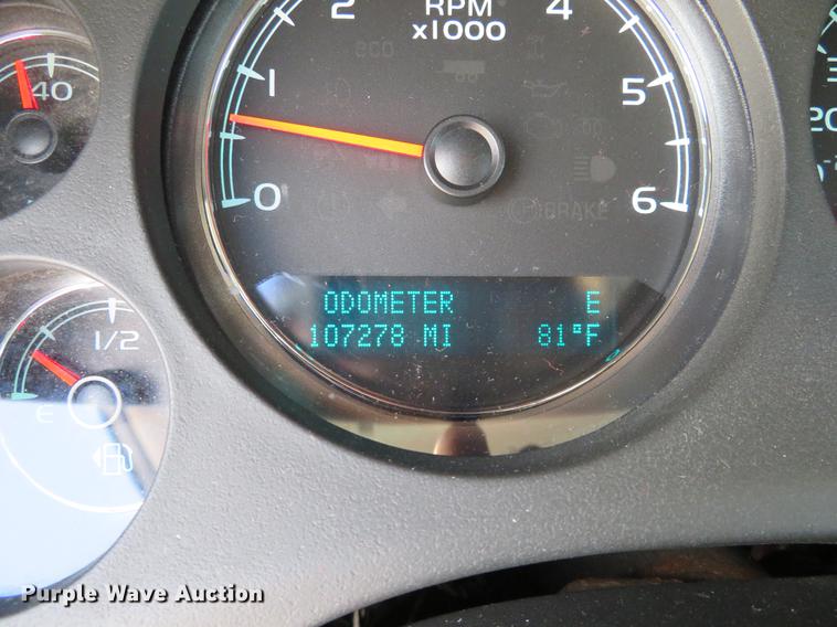 image for item EJ9598 2010 Chevrolet Tahoe SUV