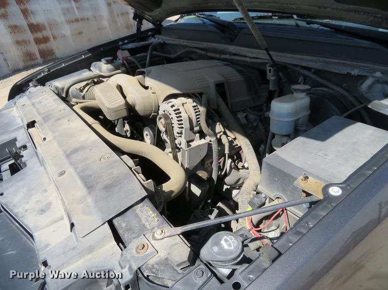 image for item EJ9598 2010 Chevrolet Tahoe SUV