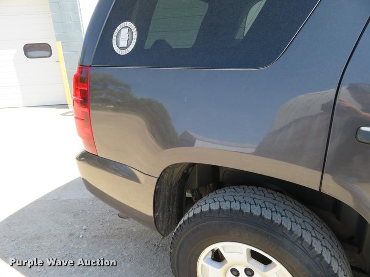 image for item EJ9598 2010 Chevrolet Tahoe SUV