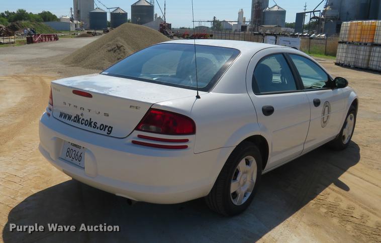 image for item EJ9599 2004 Dodge Stratus