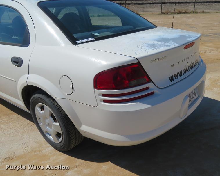 image for item EJ9599 2004 Dodge Stratus