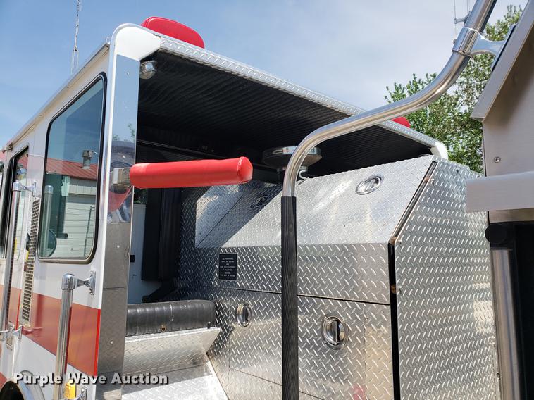 image for item EK9013 1991 E-one Sutphen Deluxe fire truck