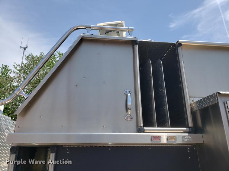 image for item EK9013 1991 E-one Sutphen Deluxe fire truck