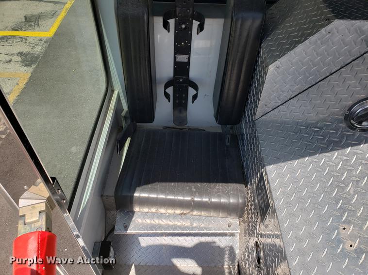 image for item EK9013 1991 E-one Sutphen Deluxe fire truck