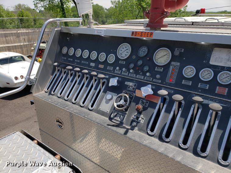 image for item EK9013 1991 E-one Sutphen Deluxe fire truck